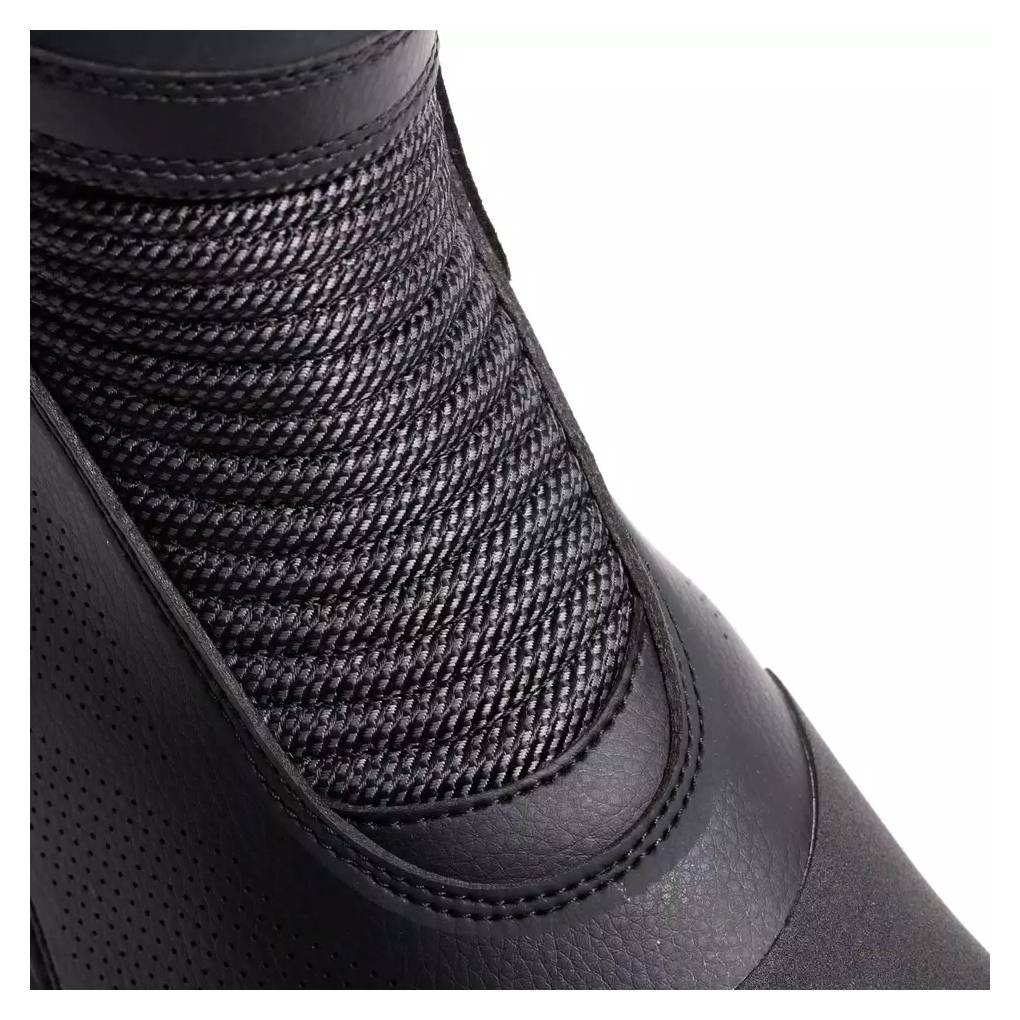 DAINESE BLACKWING GTX MOTORCYCLE BOOTS