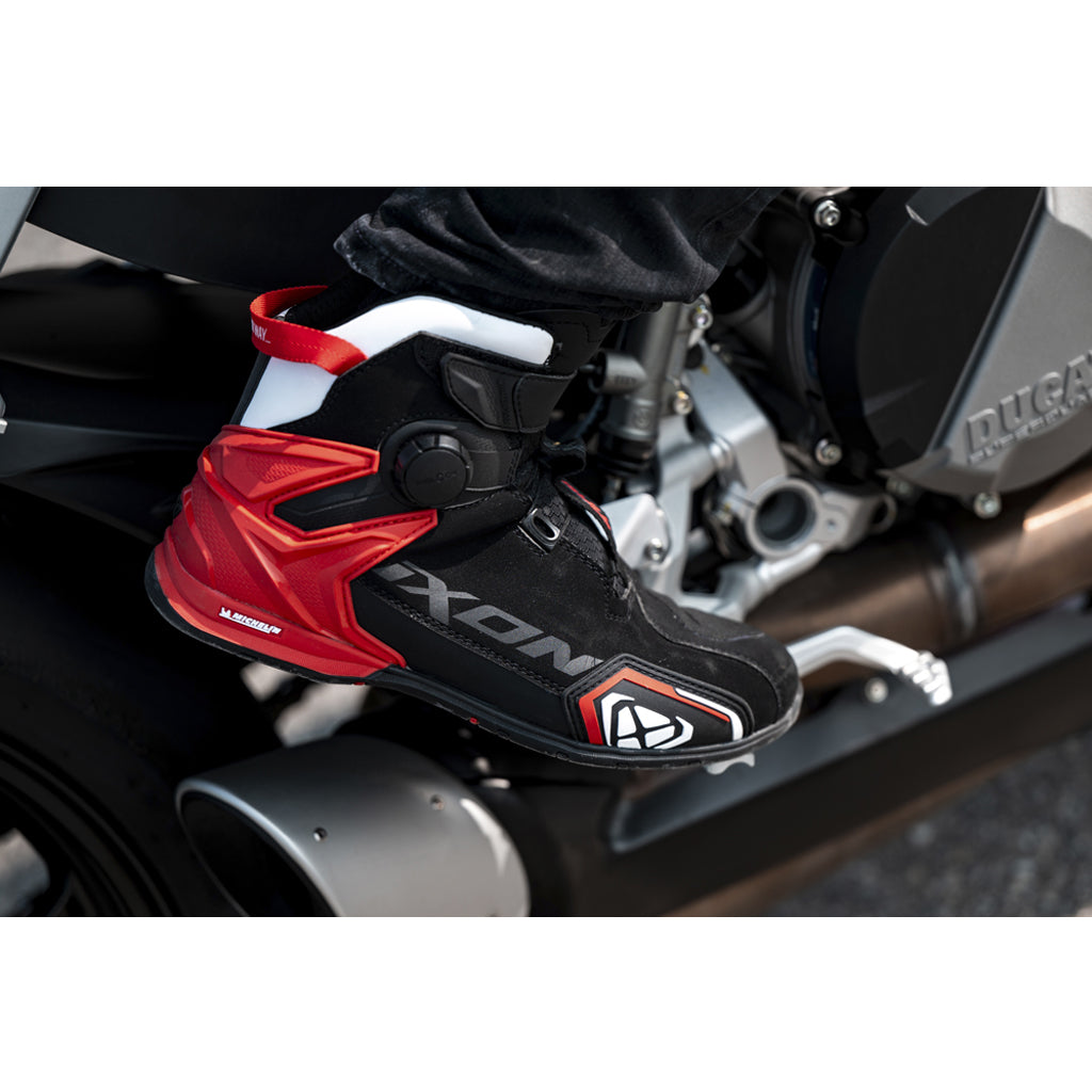 IXON BULL 2 WATERPROOF MOTORCYCLE URBAN SHOES