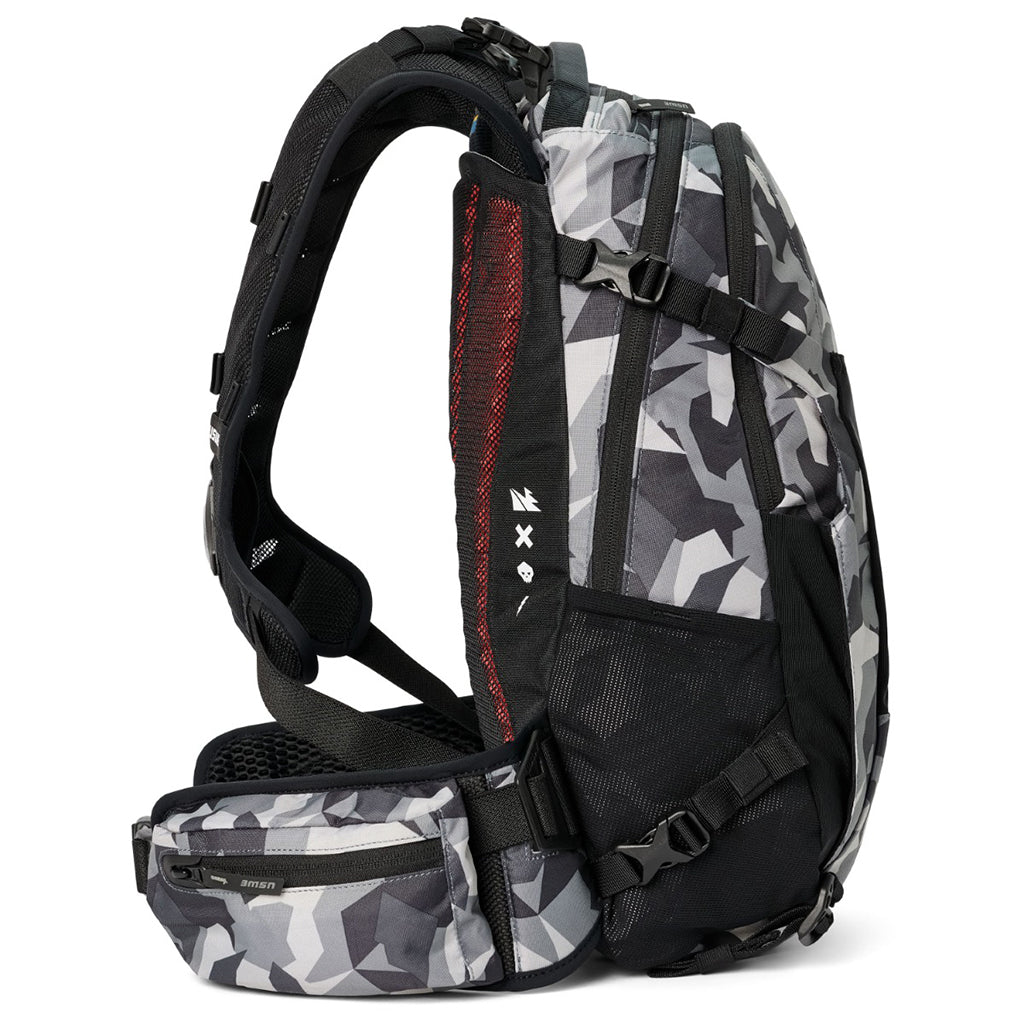 USWE SHRED MTB DAY BACKPACK