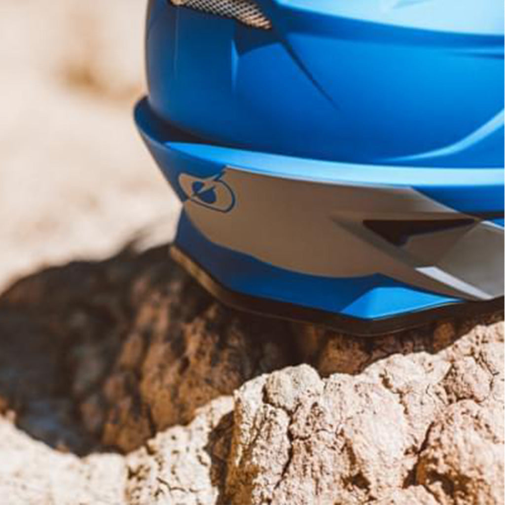 O'NEAL 1SRS MX HELMET