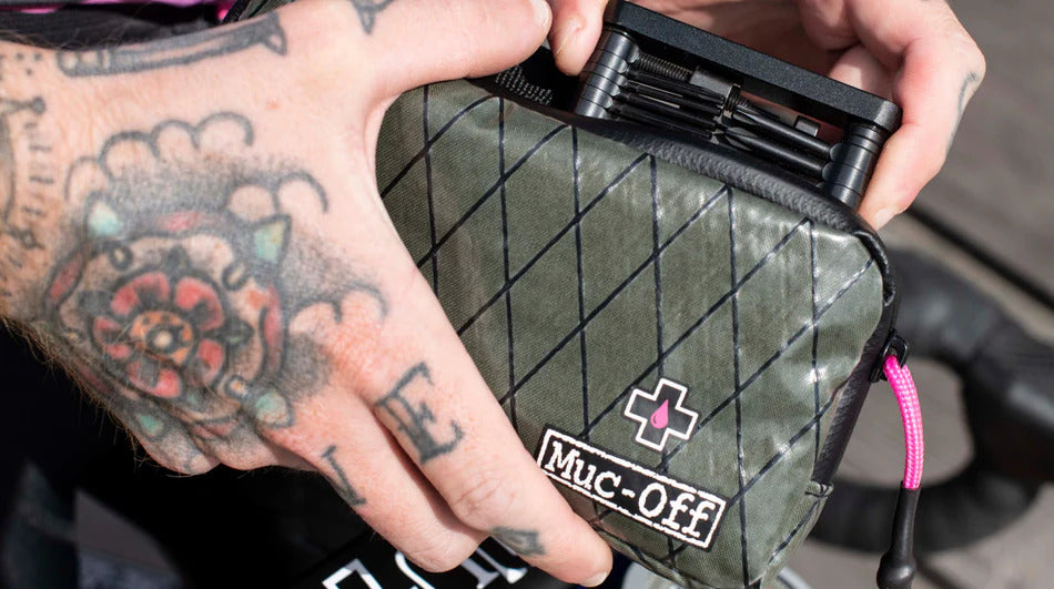 MUC-OFF MOTO/BIKE RAINPROOF ESSENTIALS CASE