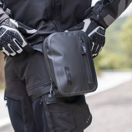 LS2 MOVE AHEAD WATERPROOF RIDER LEG BAG - 1.7L