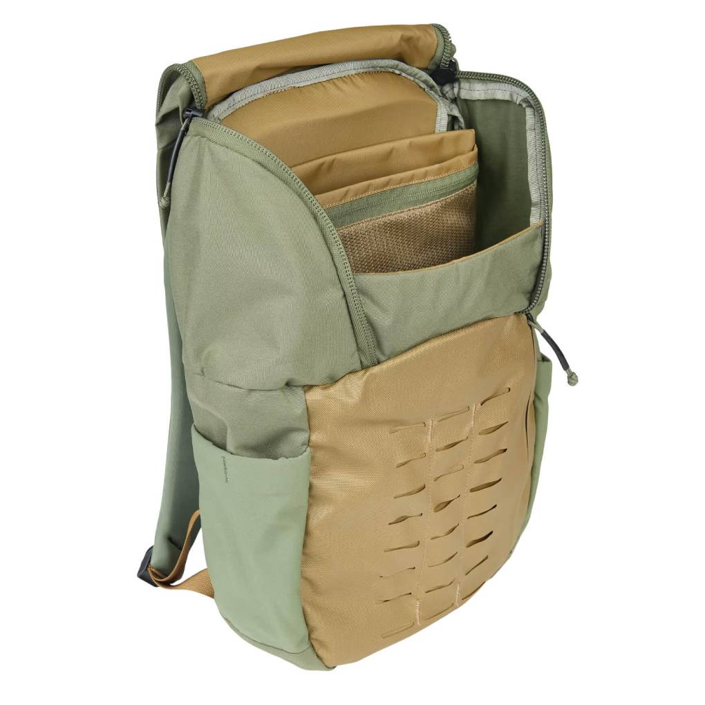 MYSTERY RANCH RIP RUCK BACKPACK - 15L