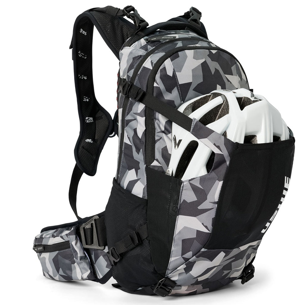 USWE SHRED MTB DAY BACKPACK